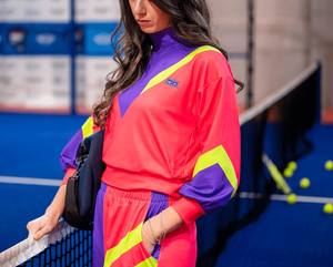 Tennis personnalisé sweat à col roulé pour femmes de haute qualité fabriqué en Italie conception personnalisée votre Logo impression par sublimation polyester rapide - Product Image 3