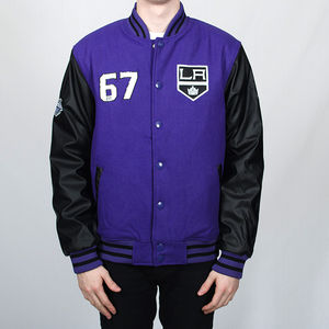 Veste d'université la plus demandée par le client à prix raisonnable veste tricotée d'hiver à la mode tendance avec logo personnalisé à bas prix - Product Image 1