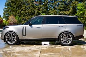 BEST-SELLER 2024 RANGE ROVER P530 AUTOBIOGRAPHY LWB 523-HP TWIN-TURBO V8, AWD - Product Image 6