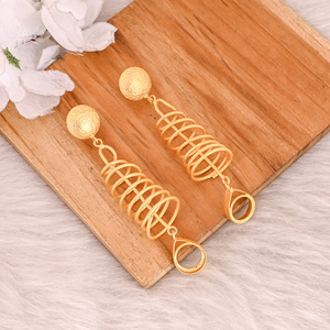 Pendientes Colgantes de Latón Antiguo para Mujer, Pendientes Colgantes Geométricos Minimalistas, Pendientes de Botón de Latón de Alta Calidad, Pedido al por Mayor - Product Image 2