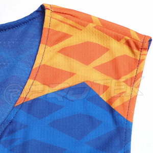 El Mejor Conjunto de Uniformes de Baloncesto Unisex de Talla Grande al por Mayor, Último Diseño Personalizado, Transpirable, Antibacteriano, de Secado Rápido, con Diseño por Sublimación - Product Image 2
