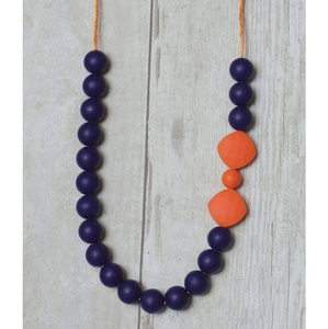 Collar Minimalista de Resina, Joyería Moderna con Colgante, Artesanía de Resina al por Mayor - Product Image 4