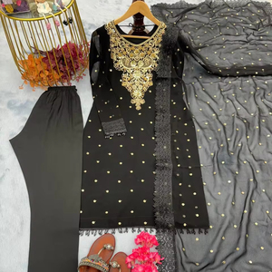 Lanzamiento de nuevo diseñador Party Wear Look Heavy Faux Georgette Top Bottom y Dupatta Set Vestido tradicional con hermoso trabajo - Product Image 1