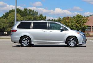 2020 Seminuevo Certificado para Sienna XLE SUV-Opción de entrega en la puerta de la dirección izquierda disponible (tarifa adicional incluida) - Product Image 3