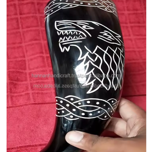 Cuerno para beber portátil pulido estilo vikingo náutico con animales, tamaño XL, con soporte, borde superior de latón de 5-6'', regalo para padrinos de boda - Product Image 4