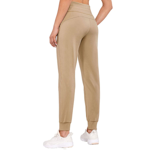 Nouveauté Pantalons de jogging pour femmes de haute qualité en gros à prix avantageux Fabriqués au Pakistan Pantalons de yoga de fitness pour femmes Pantalons longs - Product Image 3