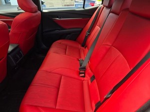 Toyota Camry XSE automatique, moteur propre, sièges en cuir, état impeccable - Product Image 5