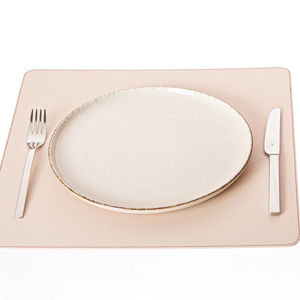 แผ่นรองแบบหนังแท้สไตล์วินเทจที่วางในที่หรูหราเป็นมิตรกับสิ่งแวดล้อมสำหรับโต๊ะอาหารร้านอาหารทนทานกันลื่นแผ่นทนความร้อน - Product Image 1