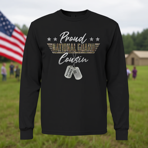 Camiseta de manga larga con diseño promocional a juego para la familia, con el mensaje 'Proud National Guard Cousin' - Product Image 3