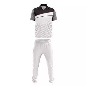 100% uniformes de fútbol transpirables de nailon OEM entrenamiento de fútbol al por mayor uniformes de fútbol en blanco diseño personalizado tamaño personalizado - Product Image 1