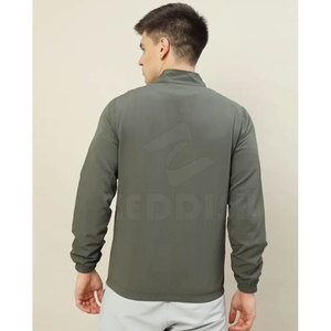 Chaqueta de poliéster Classic Fit para hombre para la comodidad de todas las estaciones y chaquetas de invierno versátiles de estilo diario - Product Image 3