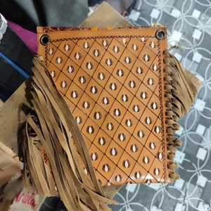 Bolso Bandolera de Cuero Genuino Estilo Bohemio Occidental, Nuevo Bolso de Cuero Repujado con Borla y Cremallera de Flores, Portátil para Otoño - Product Image 5