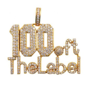 Pendentif en Moissanite personnalisé Christian Hip Hop entièrement glacé Pendentif en diamant Lettres en plaqué or Pendentif avec nom et placage au rhodium - Product Image 2