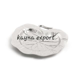 Bol à fruits en alliage d'aluminium de conception florale moderne fait à la main, plat décoratif pour centre de table de fête, plat à servir - Product Image 5