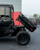Can-Am Defender 4x4 UTV manuel noir avec cabine fermée, moteur 4 temps à essence, certifié CEE, véhicule utilitaire avec blocage de différentiel