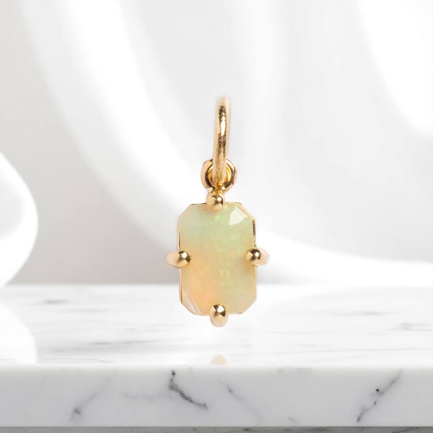 ไฟโอปอล