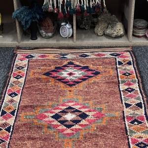 Tapis en laine turque 3,2x13,4 pieds, petit tapis vintage patchwork Herki orange et bleu, avec support en latex écologique - Product Image 4