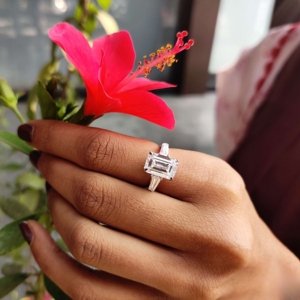 Stylish Three Stone Emerald Cut Vvs Moissanite Diamond Engagement Wedding Rings for Women in 925 Silver - Product Image 5