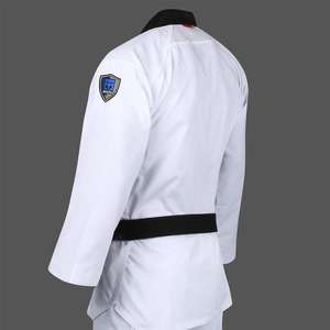 Uniforme de Taekwondo Personalizado Estilo WT 65 Poliéster 35 Algodón Ligero Transpirable Traje de Entrenamiento de Karate para Adultos Niños - Product Image 3