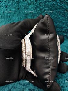 Marca totalmente helado VVS Moissanite Diamante tachonado Hip Hop Bling Bust Down reloj de pulsera mecánico automático para hombres y mujeres - Product Image 4