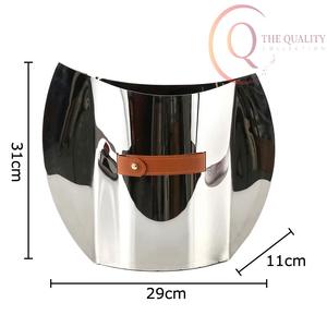 Vase décoratif en métal pour table, finition contemporaine, adapté aux salons, chambres, bureaux et espaces commerciaux - Product Image 2