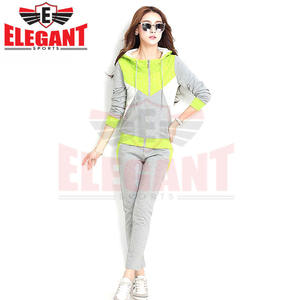 Survêtements pour femmes avec logo personnalisé, en molleton de coton, de bonne qualité, confortables, respirants, pour le jogging et le sport. - Product Image 3