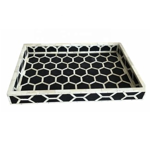 ถาดฝังกระดูกทรงสี่เหลี่ยมทำมือพร้อมถาดตกแต่งลายรังผึ้ง - Product Image 1