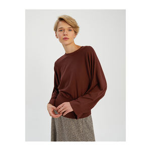 Camiseta VISKON KARISIM YARASA KOL TRIKO KAZAK con Mangas de Murciélago, Muy Colorida, Derecha - Product Image 5