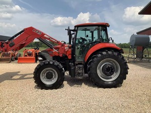 Tracteur agricole Case IH Farmall 115U d'origine de qualité - Product Image 3