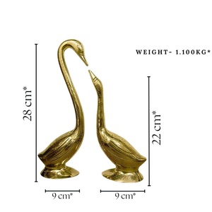 รูปปั้นหงส์ทองเหลืองทำมือ คู่รัก สัญลักษณ์แห่งความรักและความสง่างาม - Product Image 2