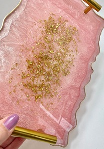 Plateau de service en résine économique, durable et décoratif pour la cuisine et la salle à manger, modèle artisanal personnalisable par M/S SHAAD HANDICRAFTS - Product Image 3