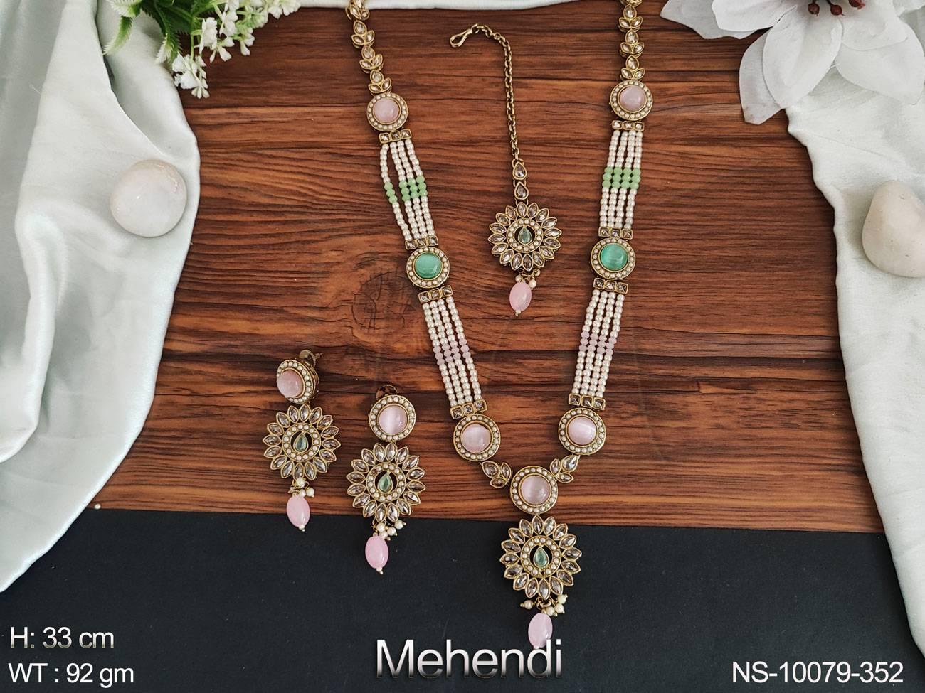 มิ้นท์สีเขียวสีชมพู