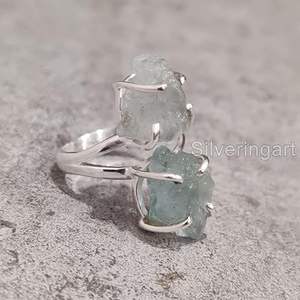 แหวนเงินแท้ 925 ประดับพลอยอะความารีนธรรมชาติ สองเม็ด สำหรับผู้หญิง  ของขวัญวันเกิด/คริสต์มาส งานแฮนด์เมด - Product Image 4