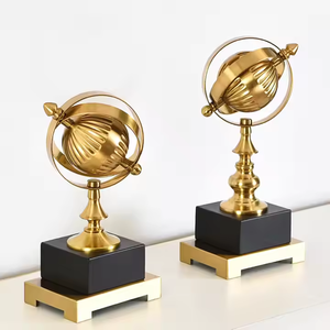 Décoration intérieure Design Sculpture en métal Décoration unique pour la maison et la table pour les intérieurs modernes - Product Image 1