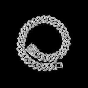 Pulsera de diamantes de calidad superior para damas Joyería artesanal exquisita para aniversario de bodas disponible a los mejores precios - Product Image 6