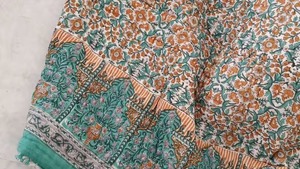 Edredones con estampado de bloques a mano Jaipuri al por mayor de primera calidad, edredón de algodón orgánico hecho en India, producto suave y cómodo - Product Image 5