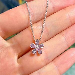 จี้เพชรสำหรับการปลูกในห้องปฏิบัติการ14K สีขาวทอง IGI ได้รับการรับรองจากแล็บสีชมพูการตัดลูกแพร์เพื่อความชัดเจน VS1สำหรับเครื่องประดับ - Product Image 6