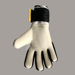 Professional Breathable Waterproof Football Goalkeeper Gloves with Leather Enhanced <b>Fingers</b> Coverage and Adjustable Wrist <b>Strap</b> - Product Image 6