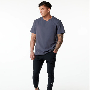 "Camiseta de gimnasio de manga larga para hombre 2024 ajustada personalizada | Ropa deportiva con dobladillo curvo de alta calidad" - Product Image 1