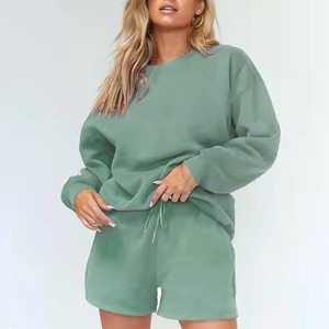 2025 mujeres calientes precio bajo 2 piezas conjuntos de pantalones cortos de verano de alta calidad pareja suelta sudadera de manga larga y conjunto corto de dos piezas - Product Image 5