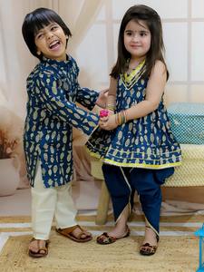 Niños paquistaníes Hermano a juego azul impreso Kurta Pijama y Frock Shalwar Outfit para fiestas y bodas Eid - Product Image 2