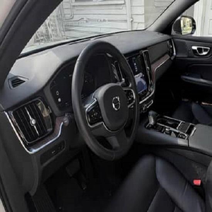 VOL-VO S60 REC-HAR-GE T8 PL-US BLACK EDITION 2023 d'occasion, propre, prêt à être expédié - Product Image 3