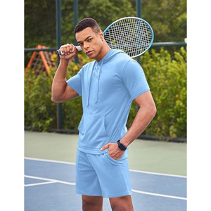 Conjunto personalizado de ropa informal de verano para hombre, camiseta atlética transpirable con capucha y pantalones cortos para entrenamientos y días de relajación - Product Image 2