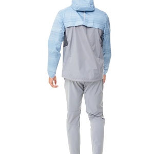 Chándal de tela original 100% con logotipo personalizado para exteriores para hombre, chándal cortavientos de nailon liso ajustado para gimnasio a precio barato al por mayor - Product Image 2