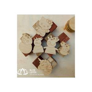 Panneaux en bois peints pour produits pour bébés fabriqués au Viet Nam jouets éducatifs en bois peint formes diverses - Product Image 2