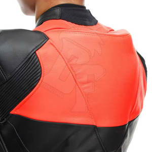 Traje de moto ligero hecho en Pakistán que ofrece una excelente movilidad y transpirabilidad para viajes de larga distancia - Product Image 4