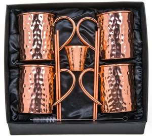 Ensemble de 4 chopes à bière en cuivre naturel martelé avec petite tasse et agitateur Design moderne Barware Matt fini avec boîte noire - Product Image 1