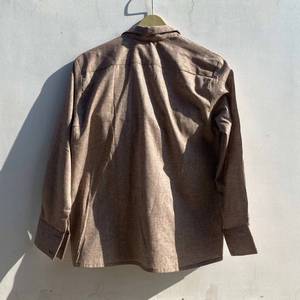 Khadi Chemise intelligente en coton marron grande taille pour femmes, style décontracté, avec boutons, tissu doux fabriqué en Inde pour les vacances à la plage au printemps, vente en gros - Product Image 2