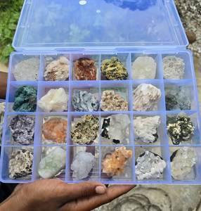 Grappe d'Apophylite d'acier de couleur naturelle orange, pierre semi-précieuse d'Inde - Product Image 1