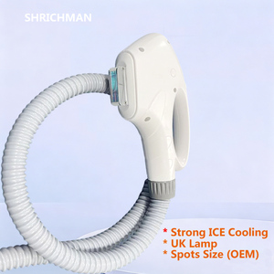 Pièce à main IPL 420/510/560nm, filtre OEM, refroidissement par eau, lampe britannique, 1M <span class=keywords><strong>de</strong></span> tirs, CE ROHS, rajeunissement, blanchiment, 1,3 kg, garantie <span class=keywords><strong>de</strong></span> 2 ans - Product Image 3
